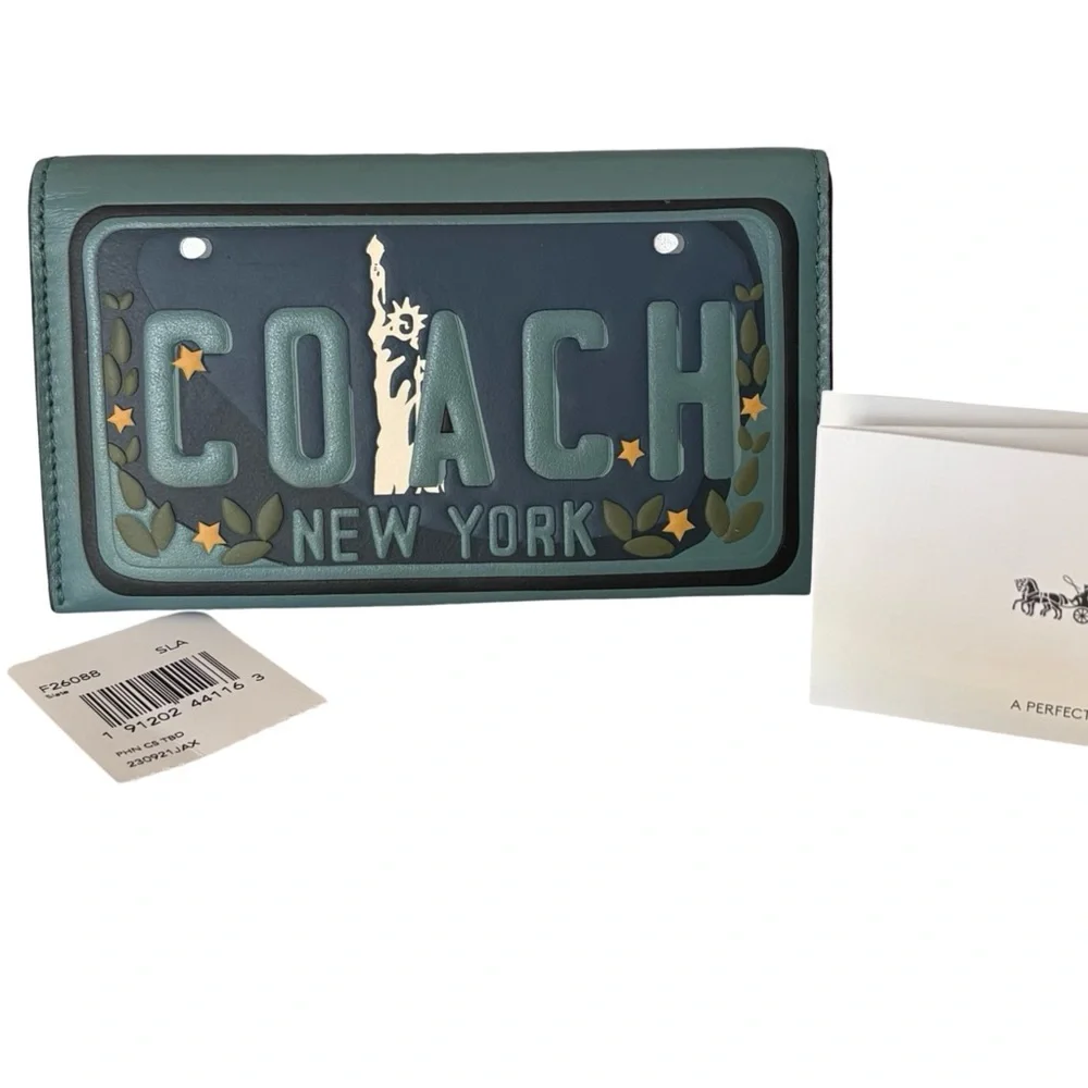 NWT Rare Coach NYC Ltd Ed License Plate Wallet Puffy Phone Case Clutch | F26088 - Picture 13 of 16